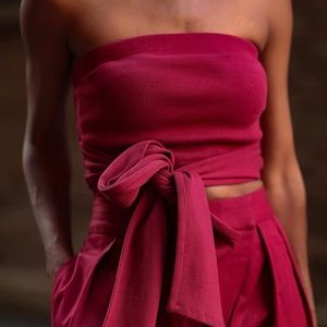 Amazon The Drop x Signed Blake rhubarb wrap top SMALL